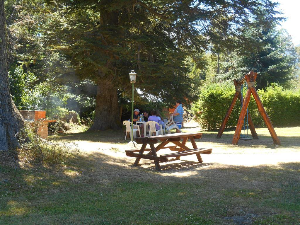Hosteria Pichi Rincon Вилья-ла-Ангостура Экстерьер фото